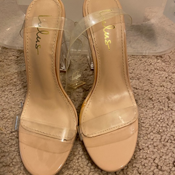 Lulus clear block heels size 6 - Picture 2 of 3